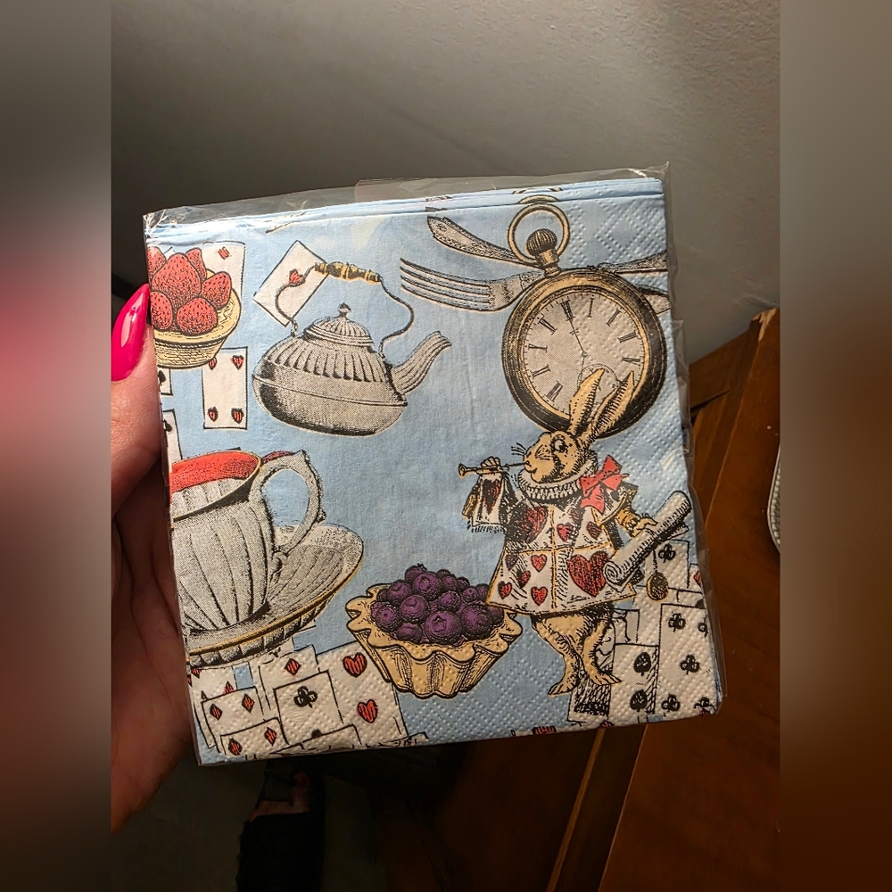 Alice in Wonderland Napkins White Rabbit Tea Party (20ct, NEW)